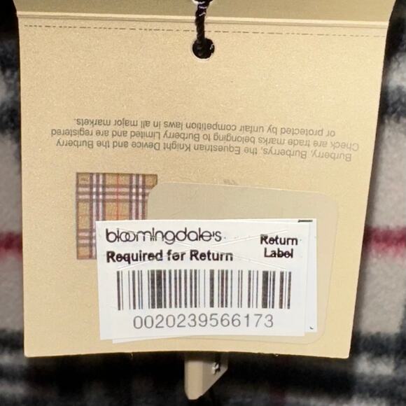 NWT Burberry Nova Check 100% Scottish Cashmere Iconic Rectangle Fringe Scarf - Picture 7 of 16